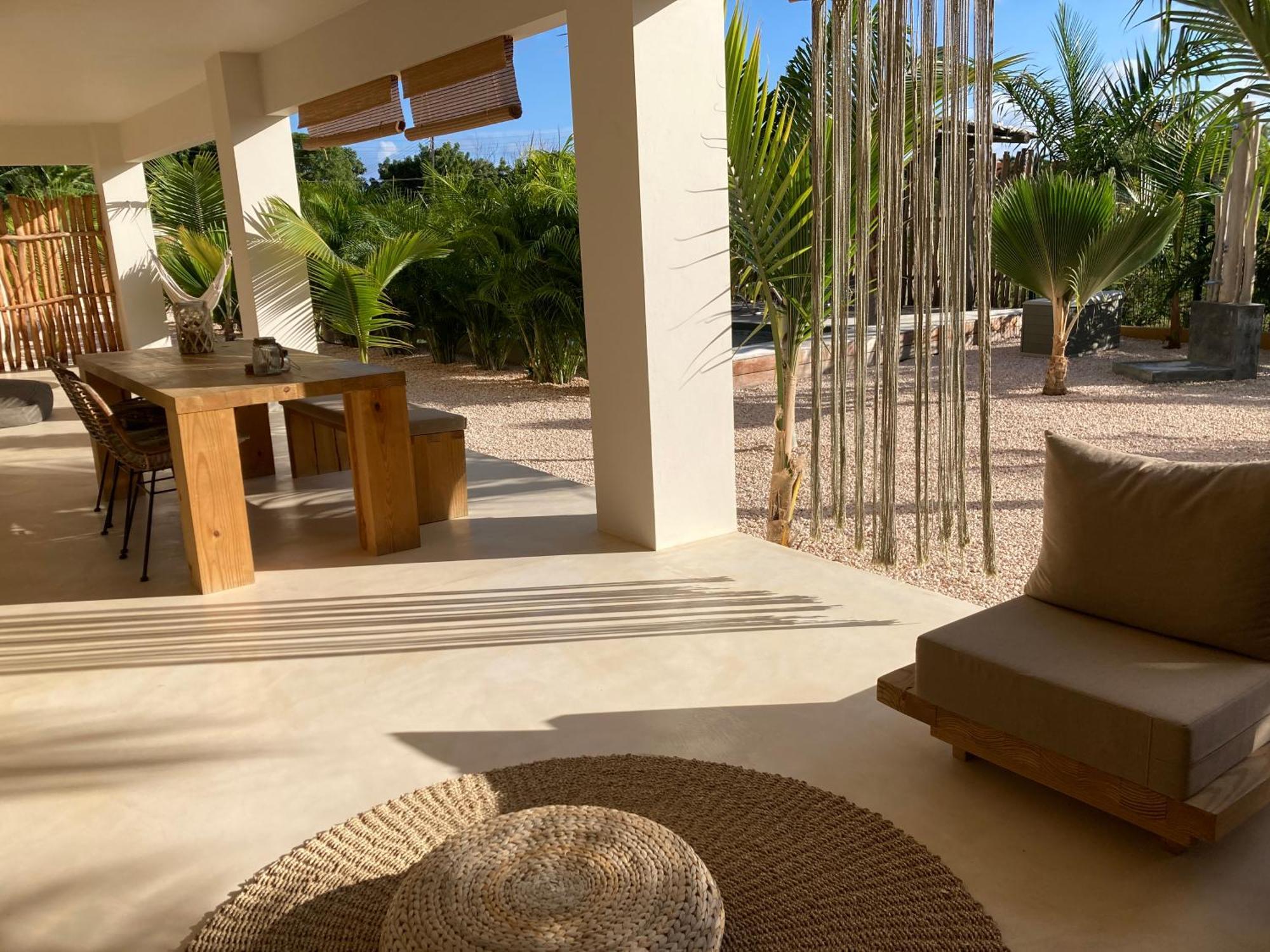 Isla Penthouse & Garden Apartments Bonaire Кралендижк Екстериор снимка