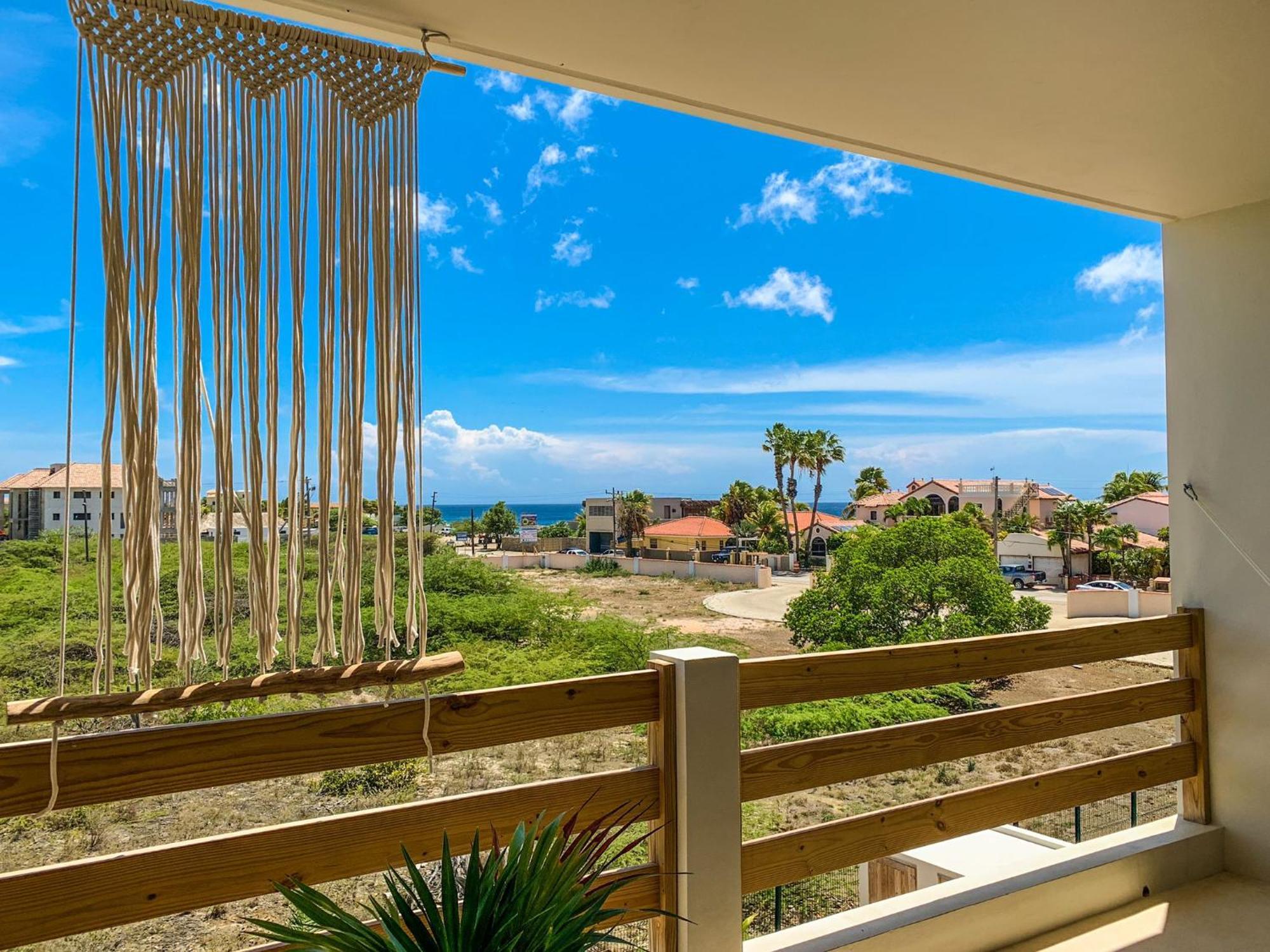 Isla Penthouse & Garden Apartments Bonaire Кралендижк Екстериор снимка